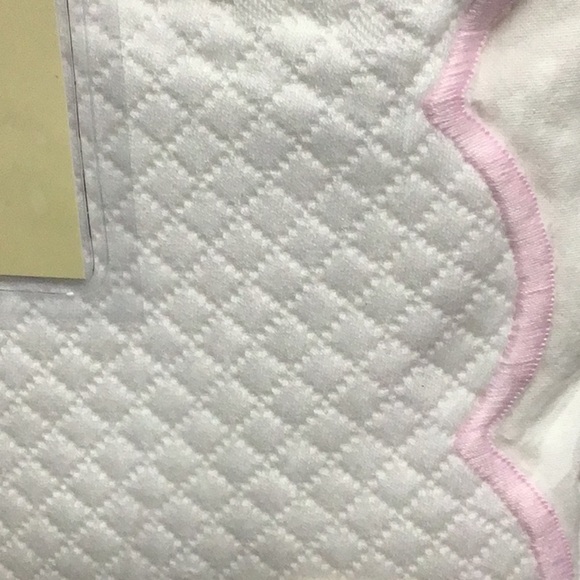 POTTERY Barn Kids diamond matelassé crib bed skirt - Picture 6 of 7